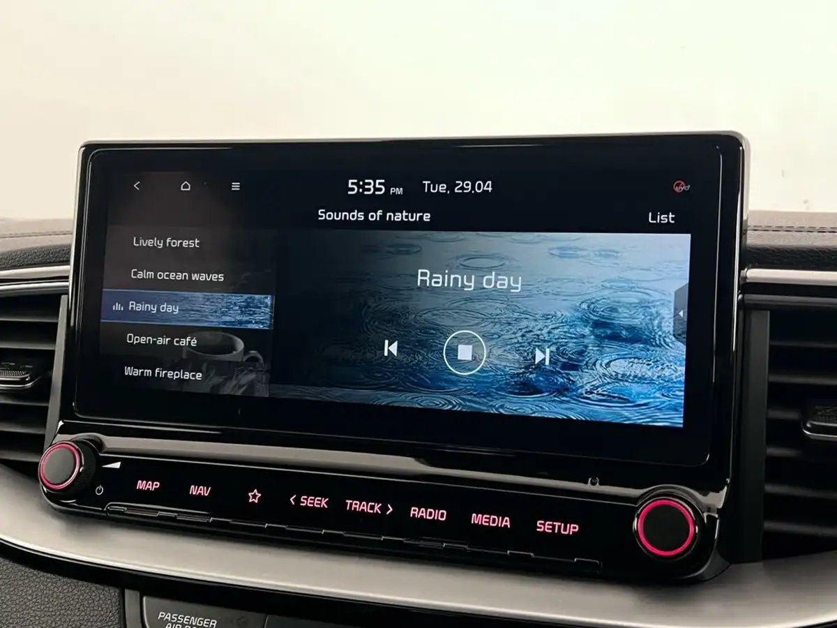 2021-kia-pro-ceed-15-t-gdi-gt-line-big-23