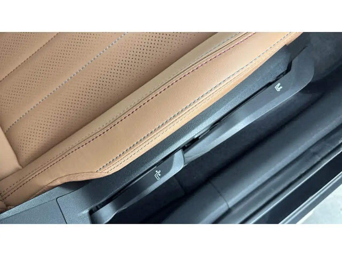 2024-mini-countryman-e-cooper-e-exclusive-big-29