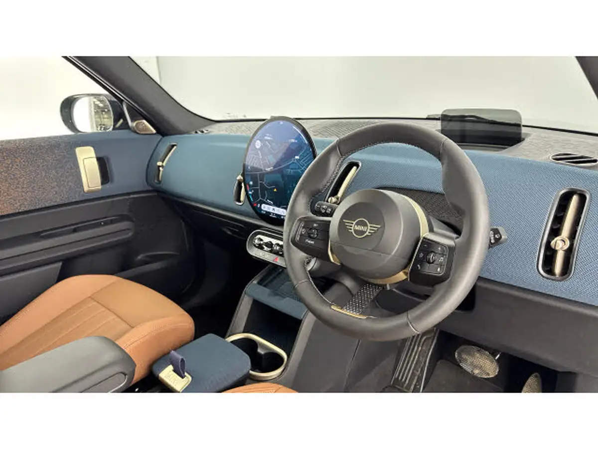 2024-mini-countryman-e-cooper-e-exclusive-big-5