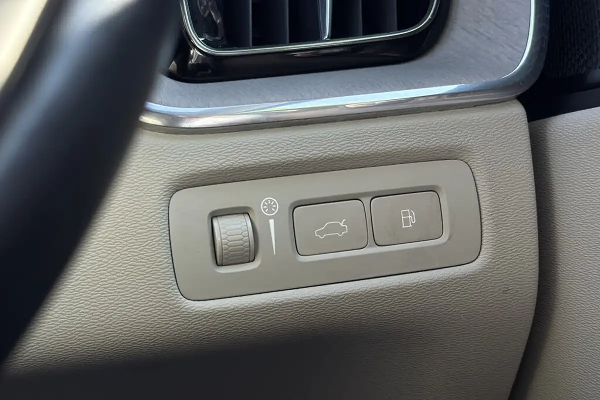 2020-volvo-xc60-20-t8-inscription-pro-big-30