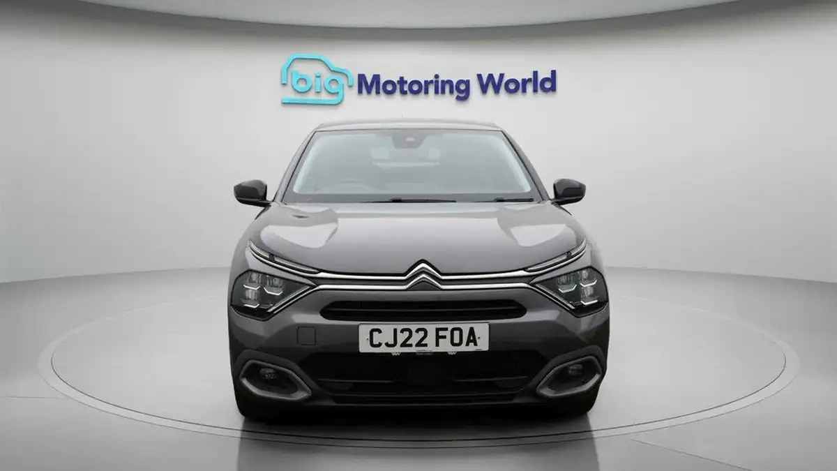 2022-citroen-c4-big-2