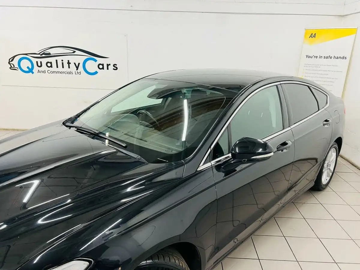 2015-ford-mondeo-20tdci-titanium-180ps-ss-hatchback-big-26