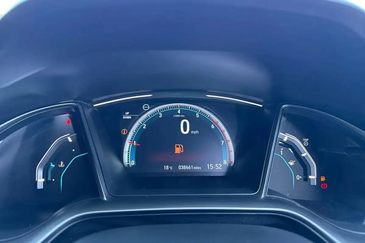 2020-honda-civic-10-vtec-turbo-sr-hatchback-5d-big-39