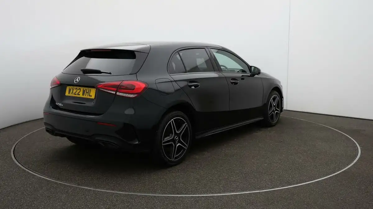 2022-mercedes-benz-a-class-13-a250e-amg-line-edition-hatchback-5d-big-44