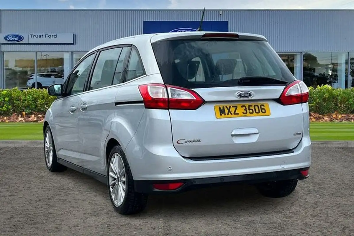 2018-ford-c-max-10t-titanium-125ps-big-1