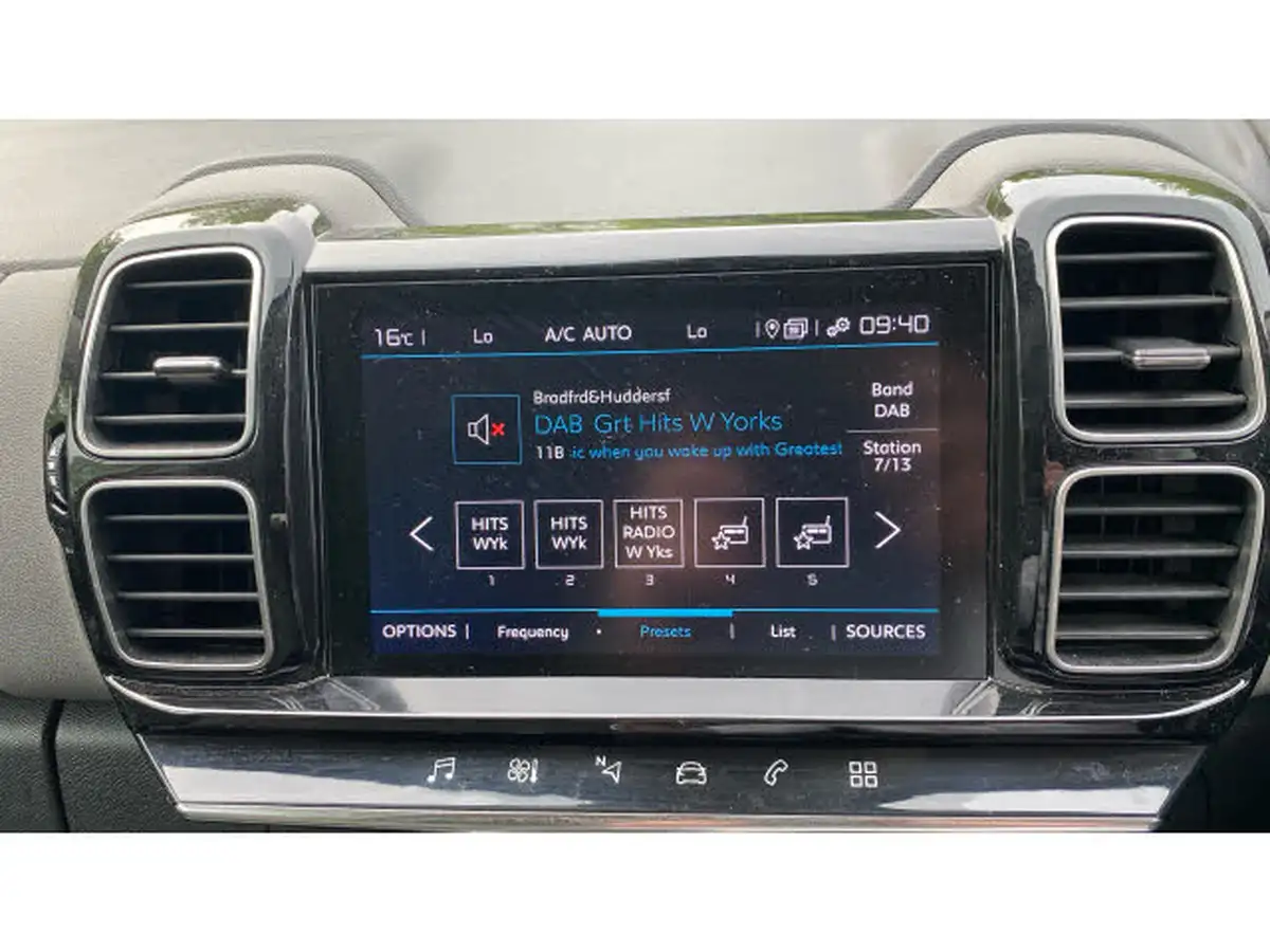 2021-citroen-c5-aircross-12-puretech-flair-big-11