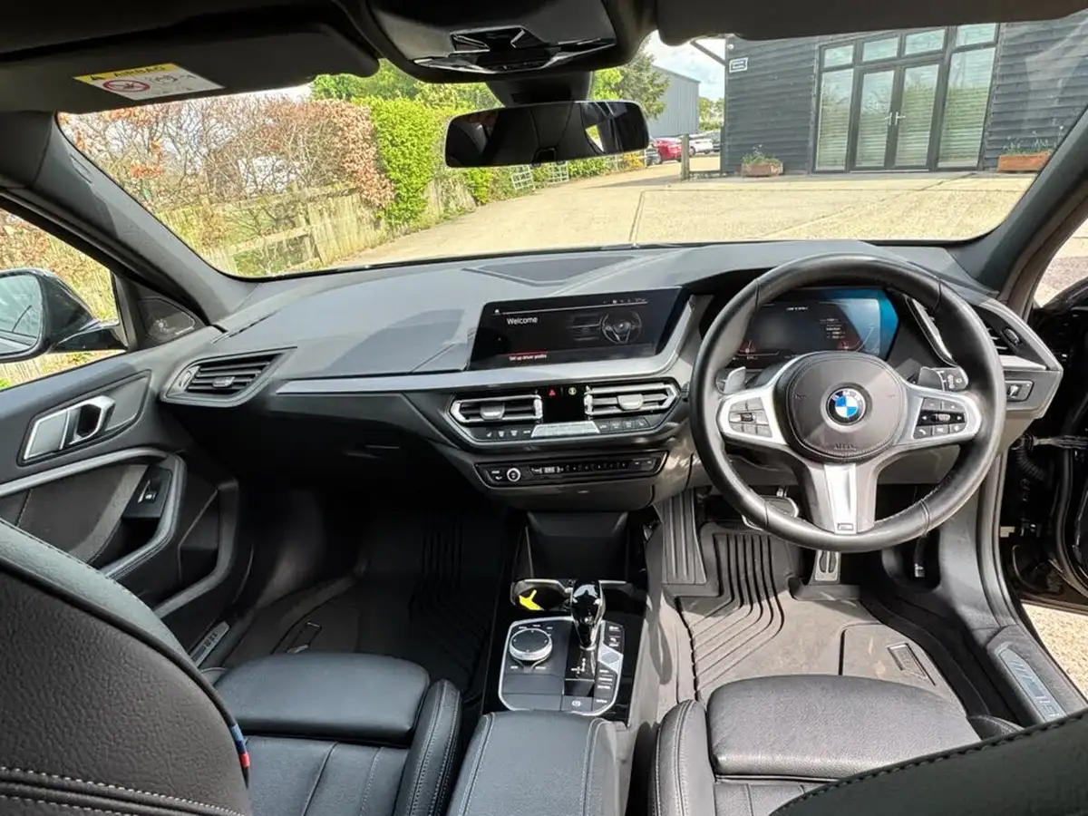 2023-bmw-1-series-20-m135i-xdrive-pro-pack-big-11