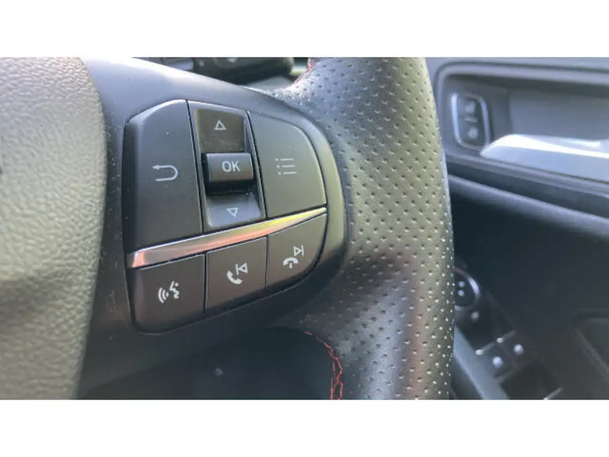 2019-ford-focus-10t-st-line-hatchback-auto-big-28