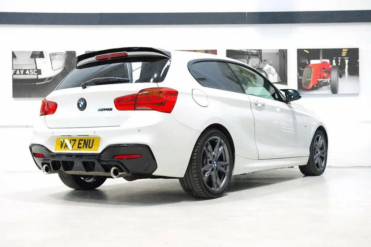 2017-bmw-1-series-30-m140i-3d-sport-auto-big-2