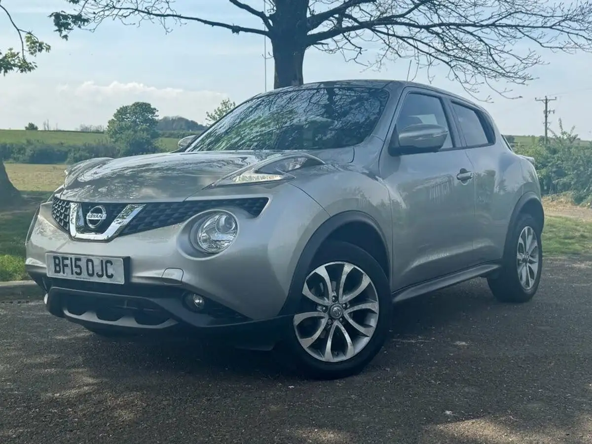 2015-nissan-juke-12-tekna-big-3