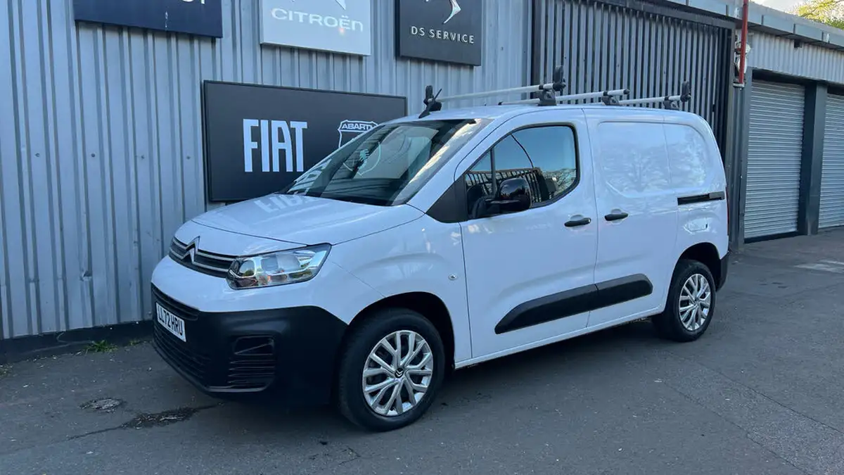 2021-citroen-berlingo-15bluehdi-1000-enterprise-130pseu6dt-e-ss-panel-eat8-auto-big-6