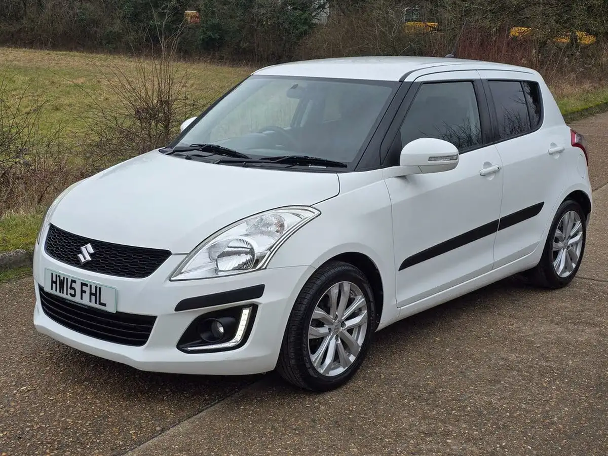 2015-suzuki-swift-12-sz4-90ps-5d-big-27