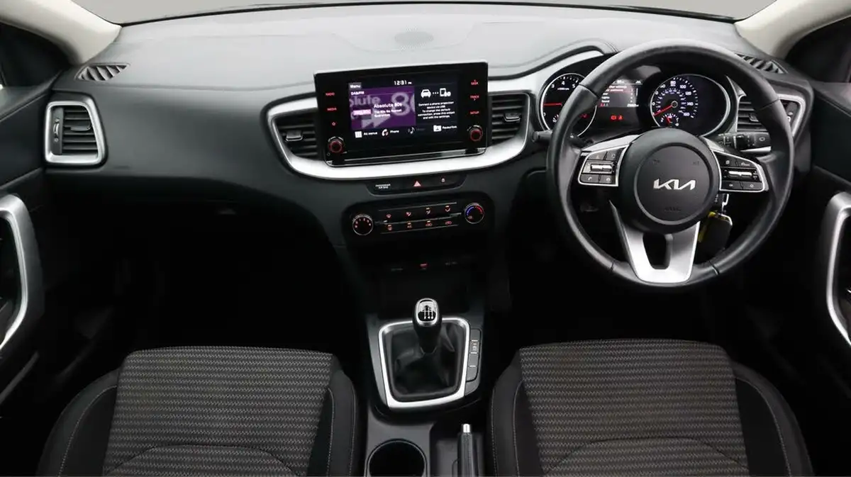 2022-kia-xceed-10-t-gdi-2-big-13