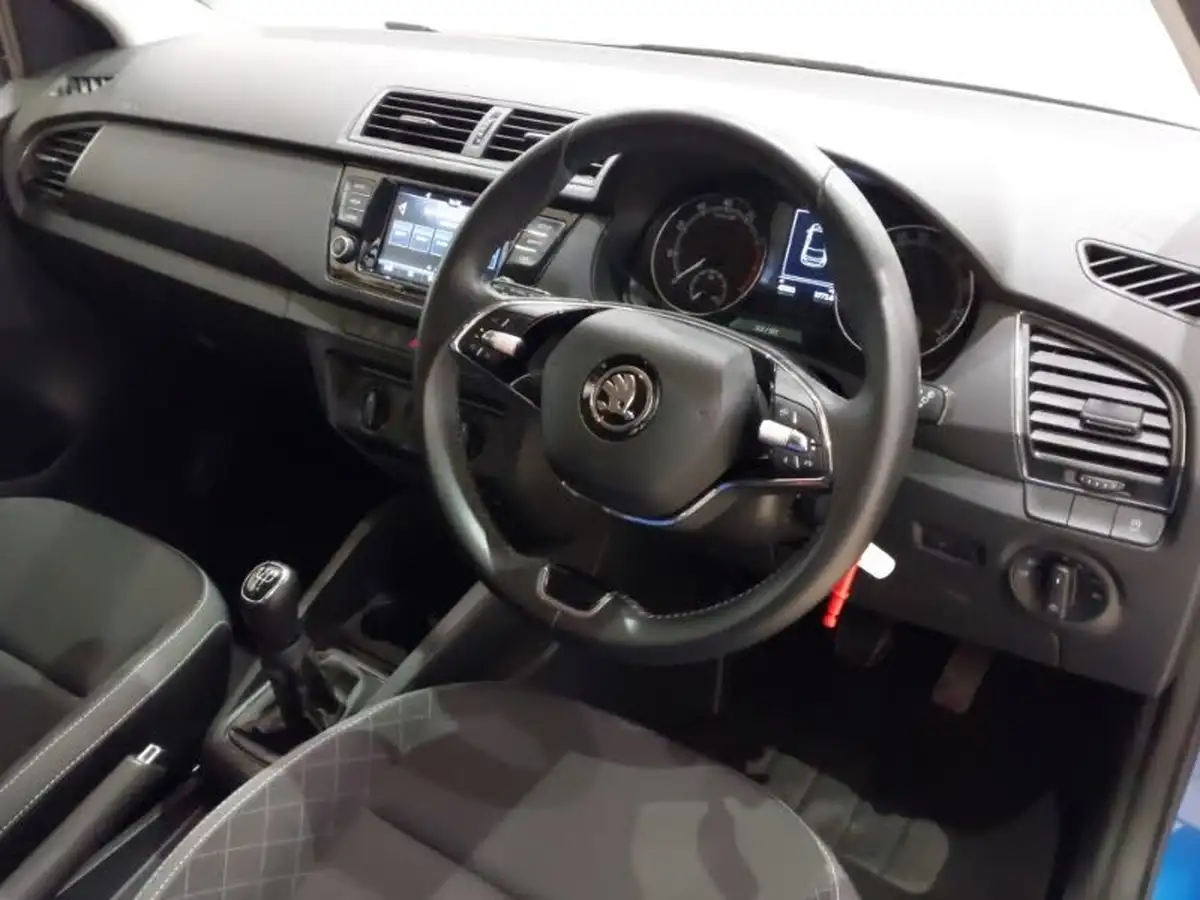 2021-skoda-fabia-10-tsi-colour-edition-95ps-big-11