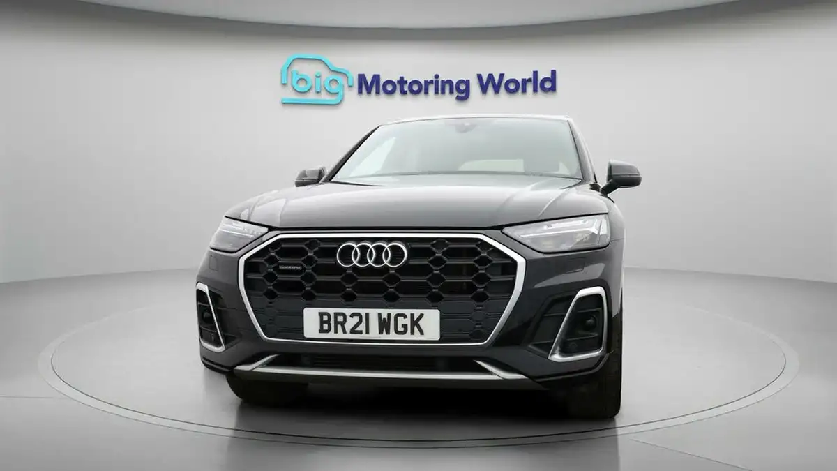 2021-audi-q5-20-50-tfsi-e-s-line-station-wagon-big-1