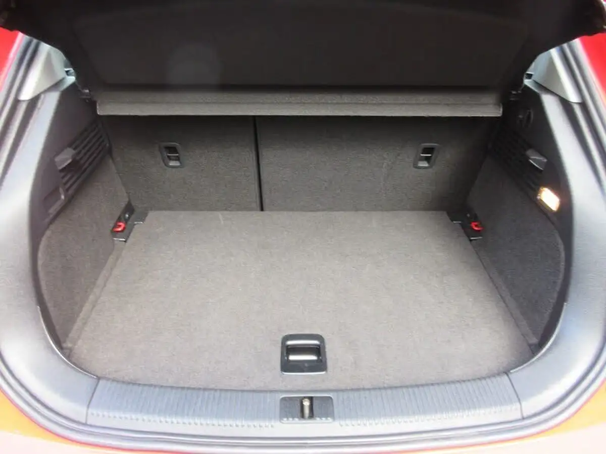 2012-audi-a1-14-tfsi-sportback-5d-s-tronic-big-16