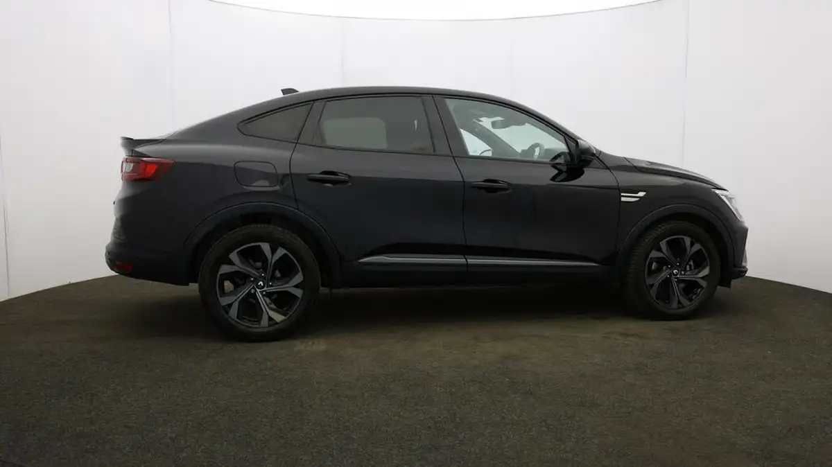 2023-renault-arkana-16-e-tech-engineered-big-45
