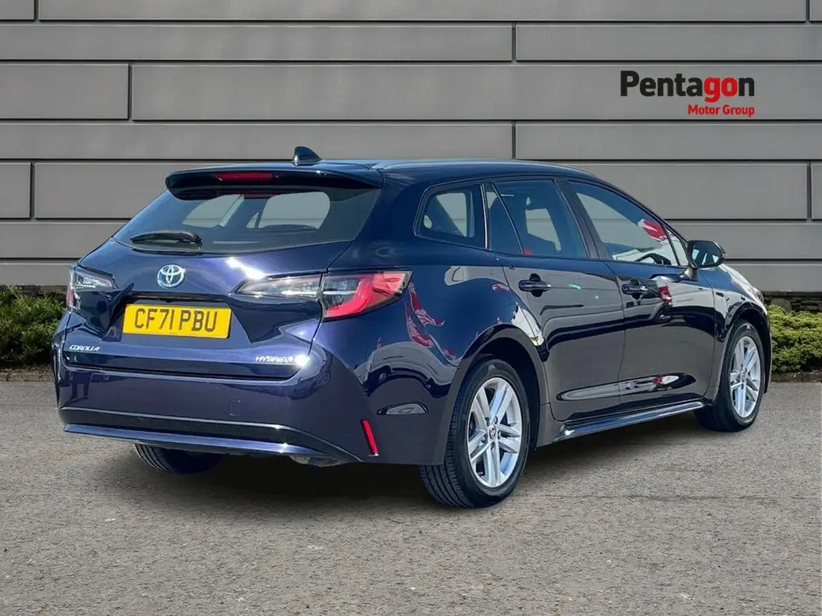 2022-toyota-corolla-18-vvt-i-icon-120bhp-spare-wheel-touring-sports-5d-big-3