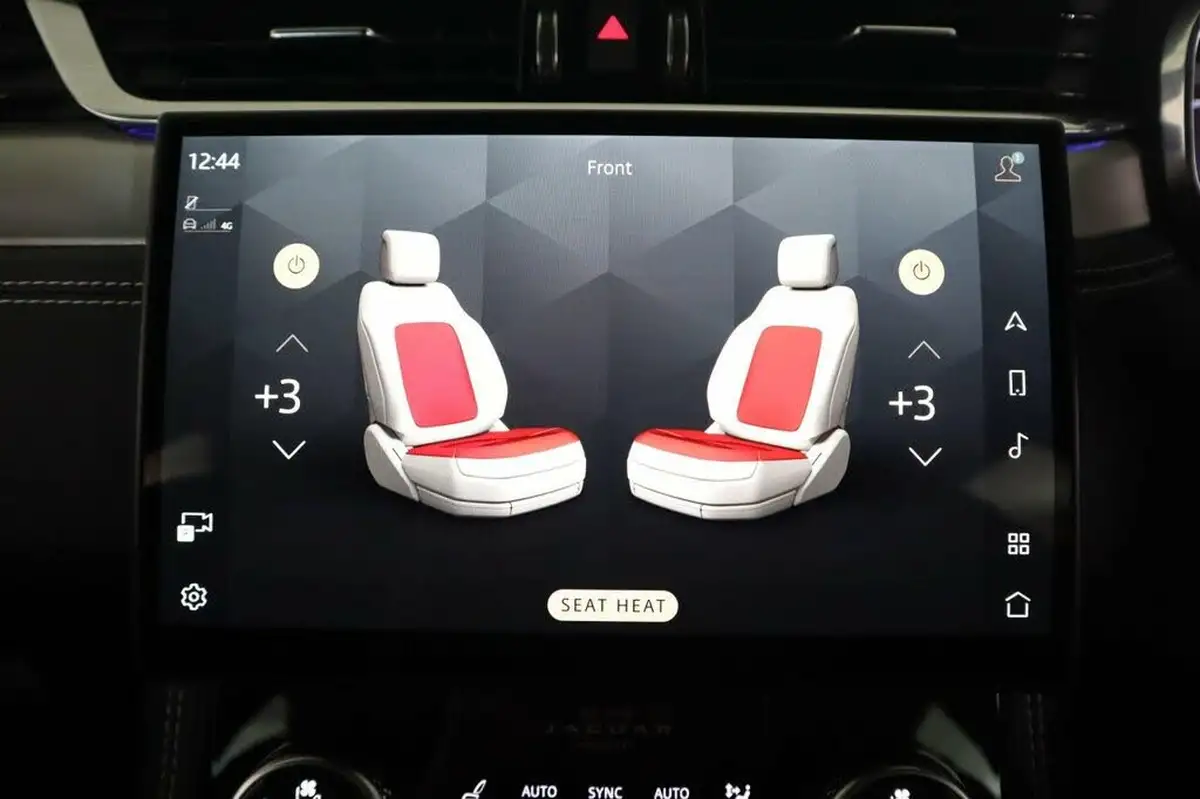 2021-jaguar-f-pace-20-d200-r-dynamic-s-mhev-big-39