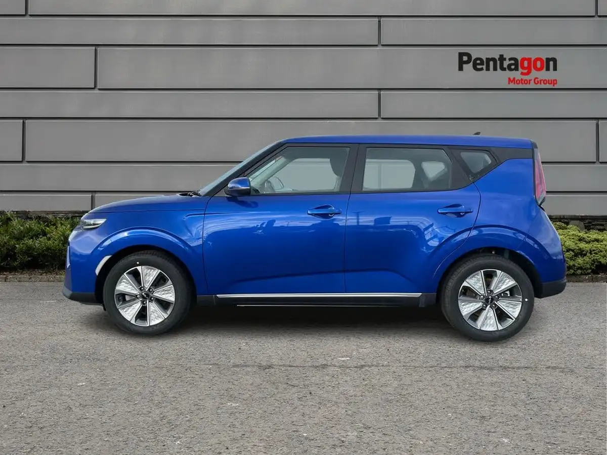 2023-kia-soul-ev-urban-big-11
