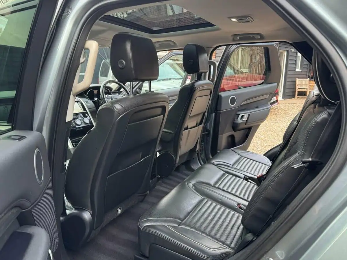 2017-land-rover-discovery-30td6-hse-259ps-awd-station-wagon-5d-auto-big-15