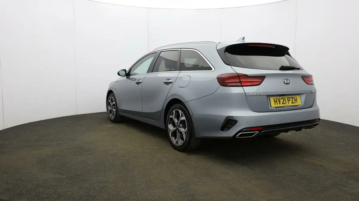 2021-kia-ceed-16-gdi-phev-3-big-35