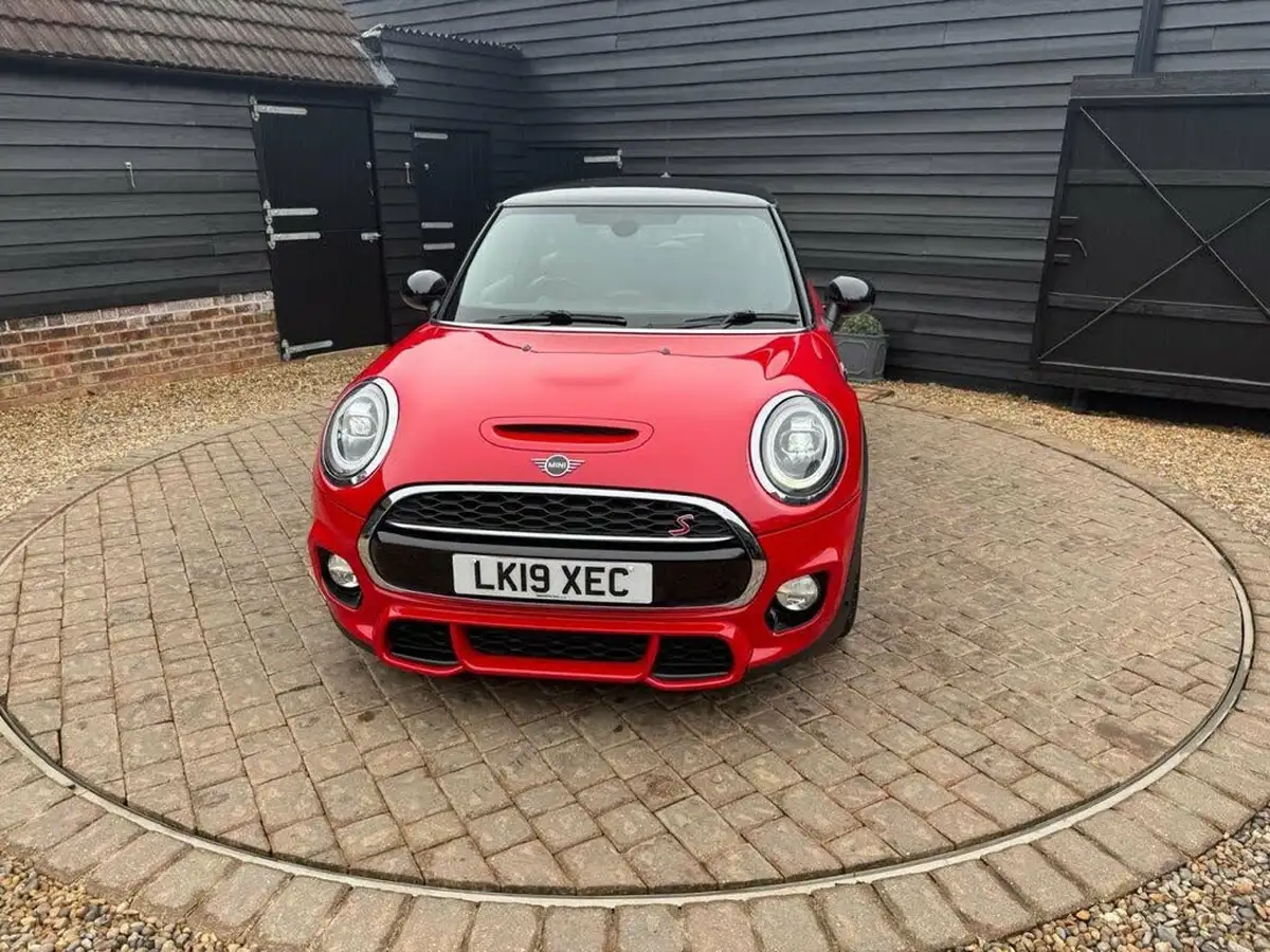 2019-mini-cooper-20-cooper-s-sport-189bhp-hatchback-3d-auto-big-2