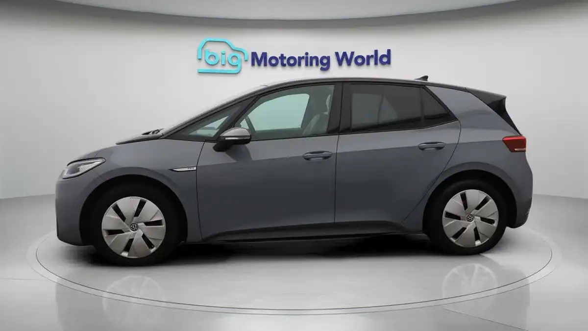 2022-volkswagen-id3-e-family-145ps-big-4