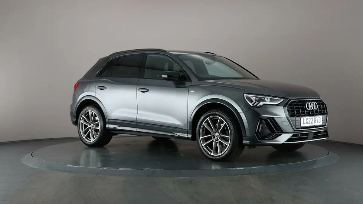 2022-audi-q3-15-35-tfsi-black-edition-codcomfort-sound-pack-station-wagon-big-50