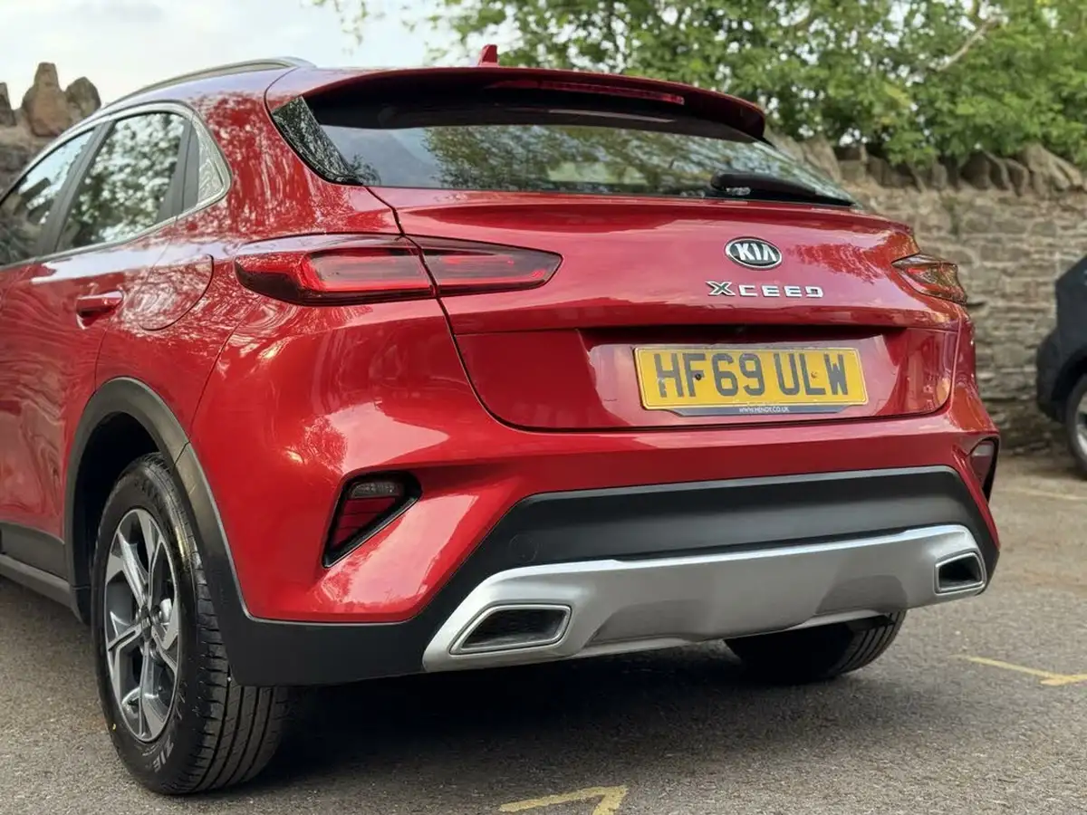 2020-kia-xceed-10-t-gdi-2-big-12