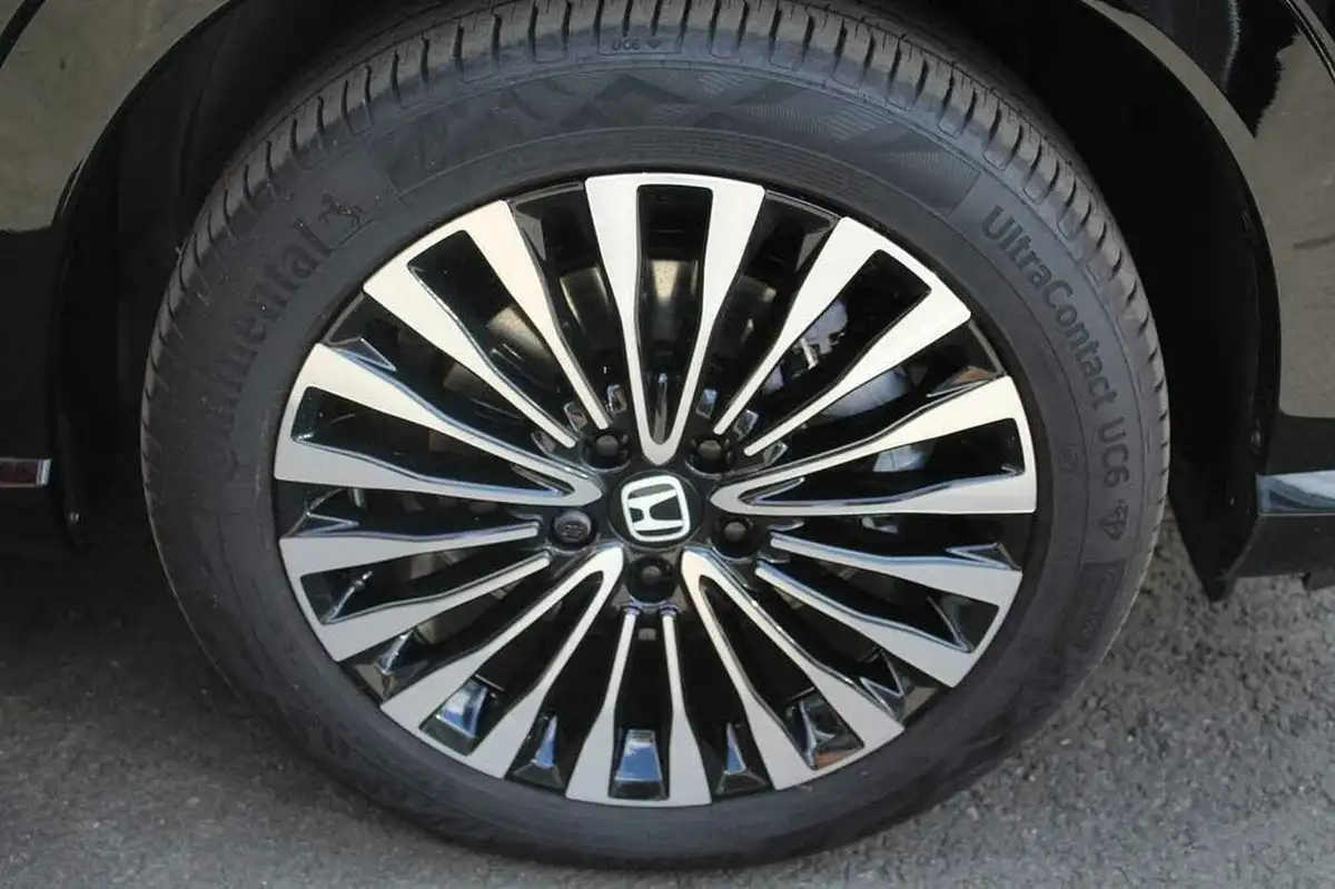 2024-honda-eny1-e-advance-big-18