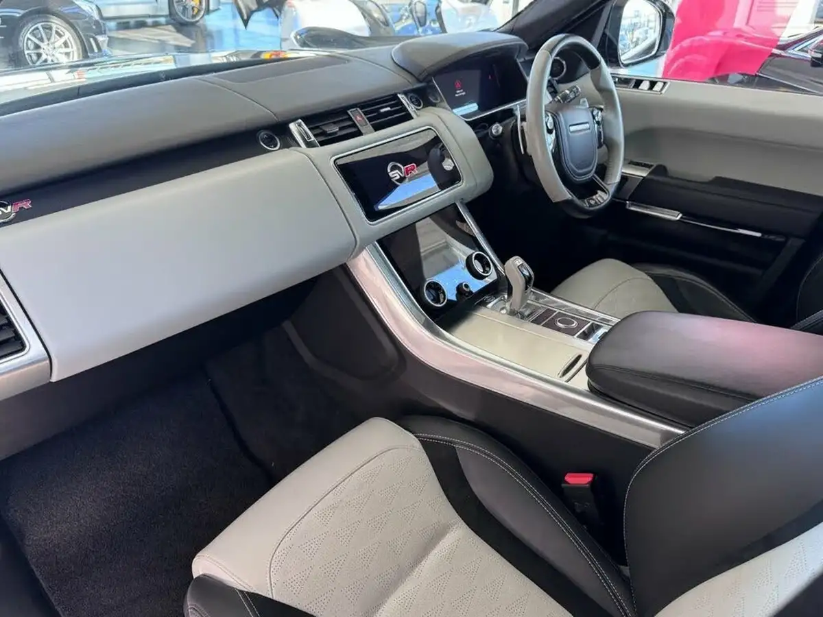 2020-land-rover-range-rover-sport-50-v8-p575-svr-awd-big-22