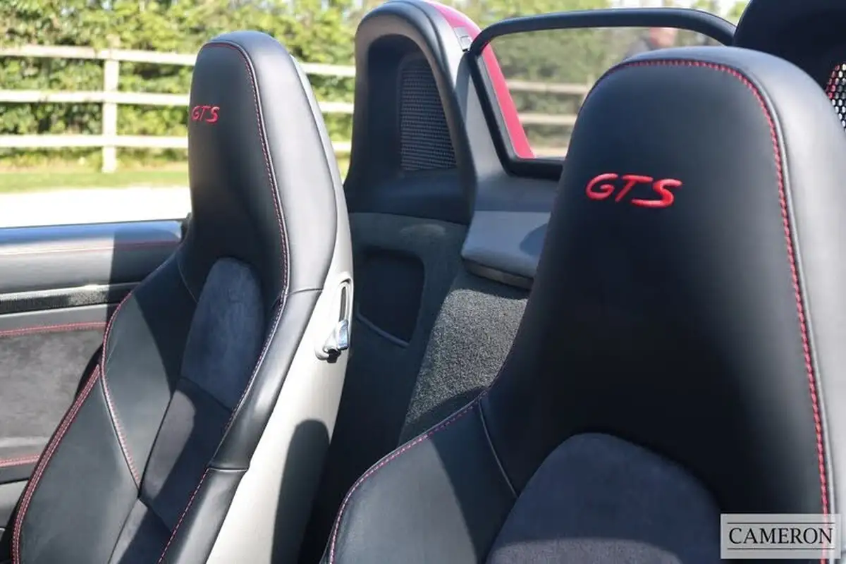 2015-porsche-boxster-gts-34-pdk-big-9