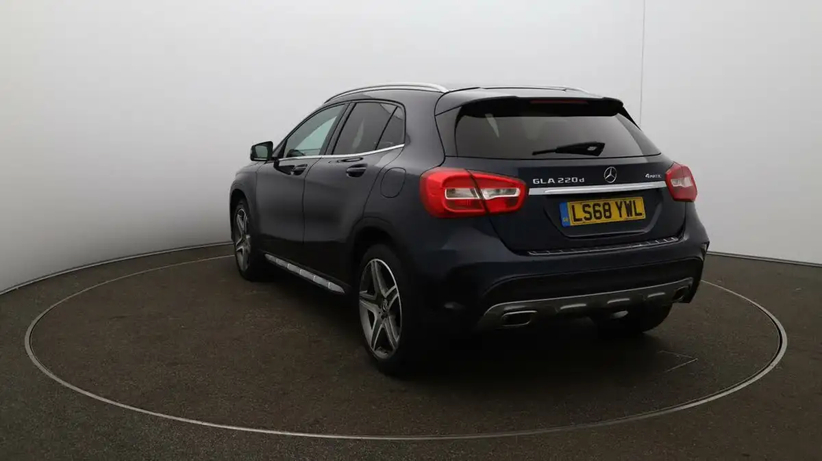 2018-mercedes-benz-gla-class-21d-gla-220d-amg-line-177ps-ss-big-53