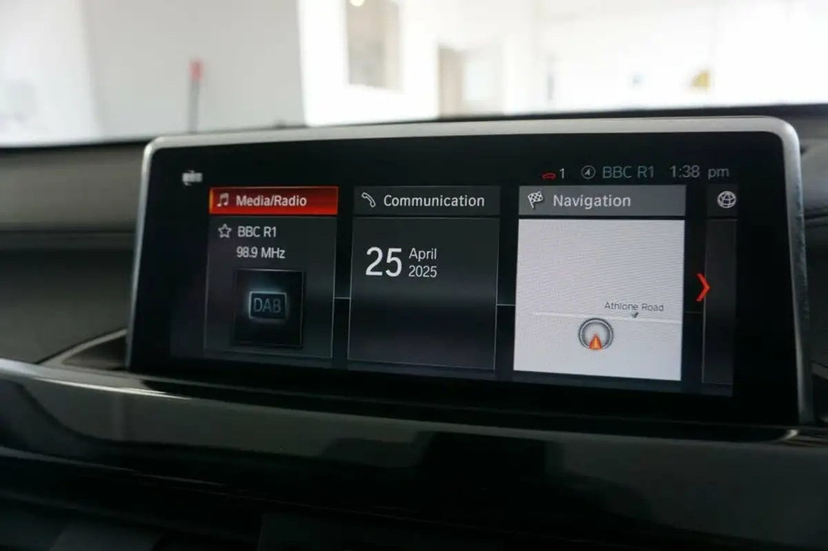 2022-bmw-x1-15-xdrive-25e-phev-sport-big-21