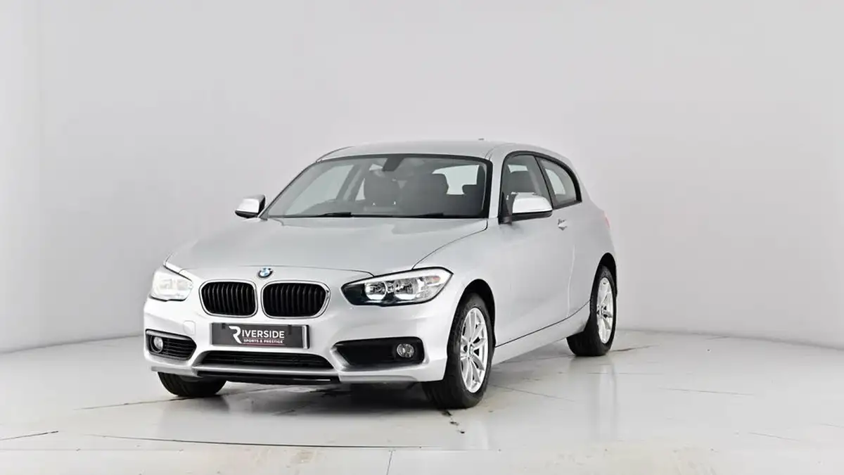 2017-bmw-1-series-20td-118d-se-3d-big-49