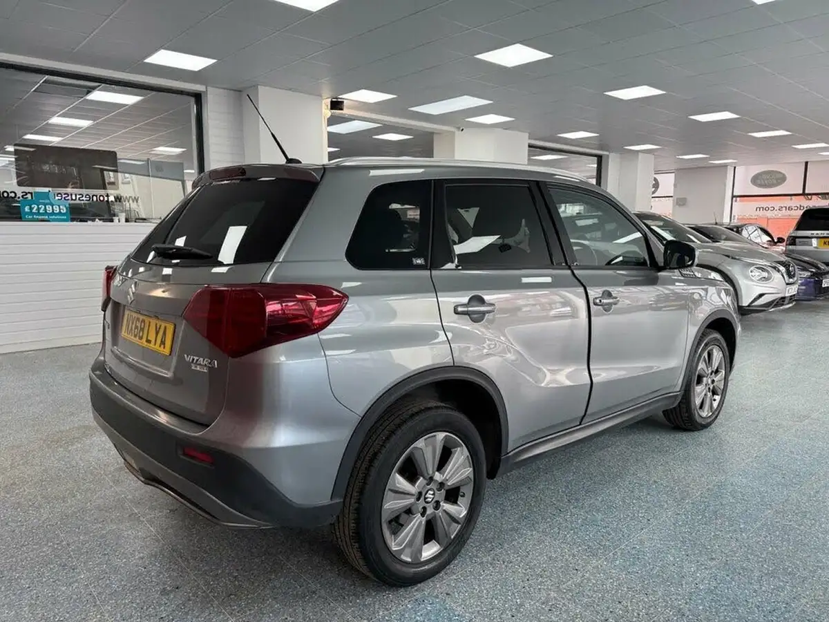 2018-suzuki-vitara-10-boosterjet-sz-t-big-2