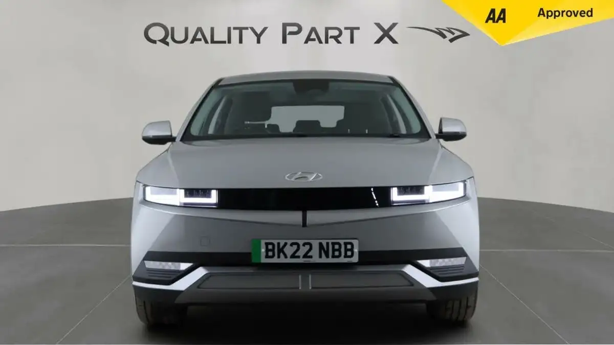 2022-hyundai-ioniq-5-e-se-connect-big-1