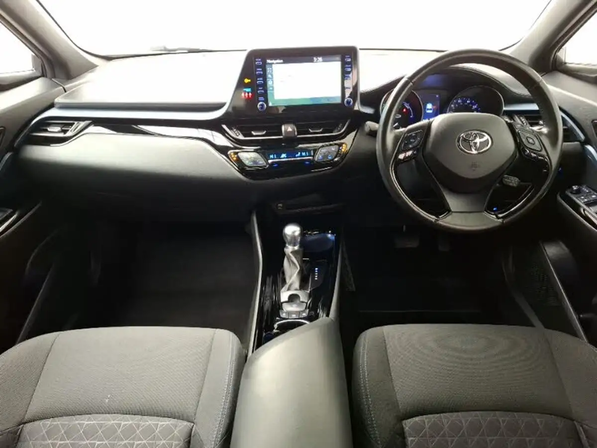 2021-toyota-c-hr-18-vvt-i-design-big-2