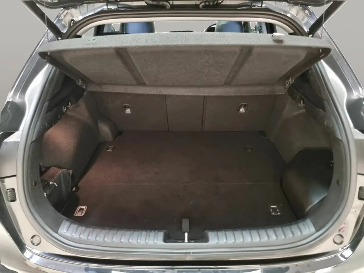2020-kia-xceed-16-gdi-first-edition-big-37