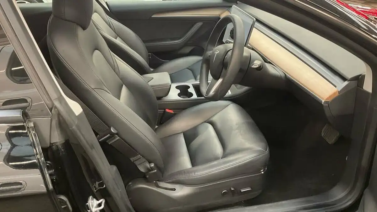 2021-tesla-model-3-e-standard-plus-big-7