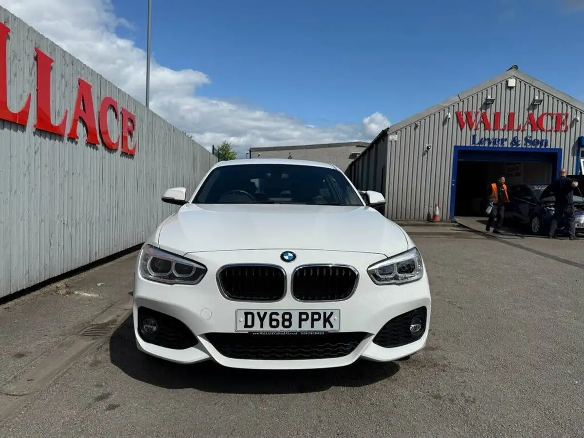 2018-bmw-1-series-15-118i-m-sport-3d-big-12
