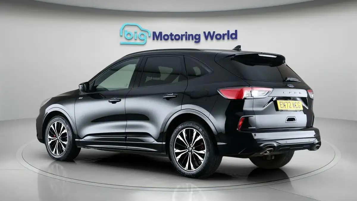 2023-ford-kuga-15t-st-line-x-edition-big-5