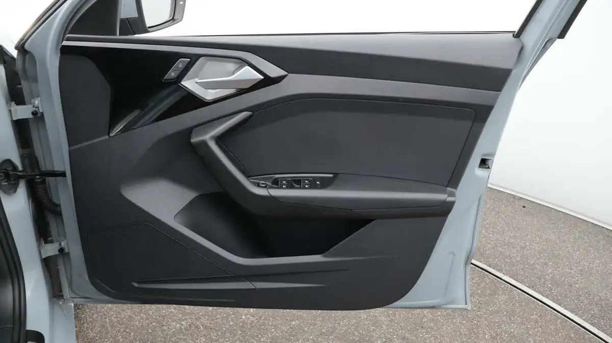 2022-audi-a1-10-25-tfsi-sport-big-15