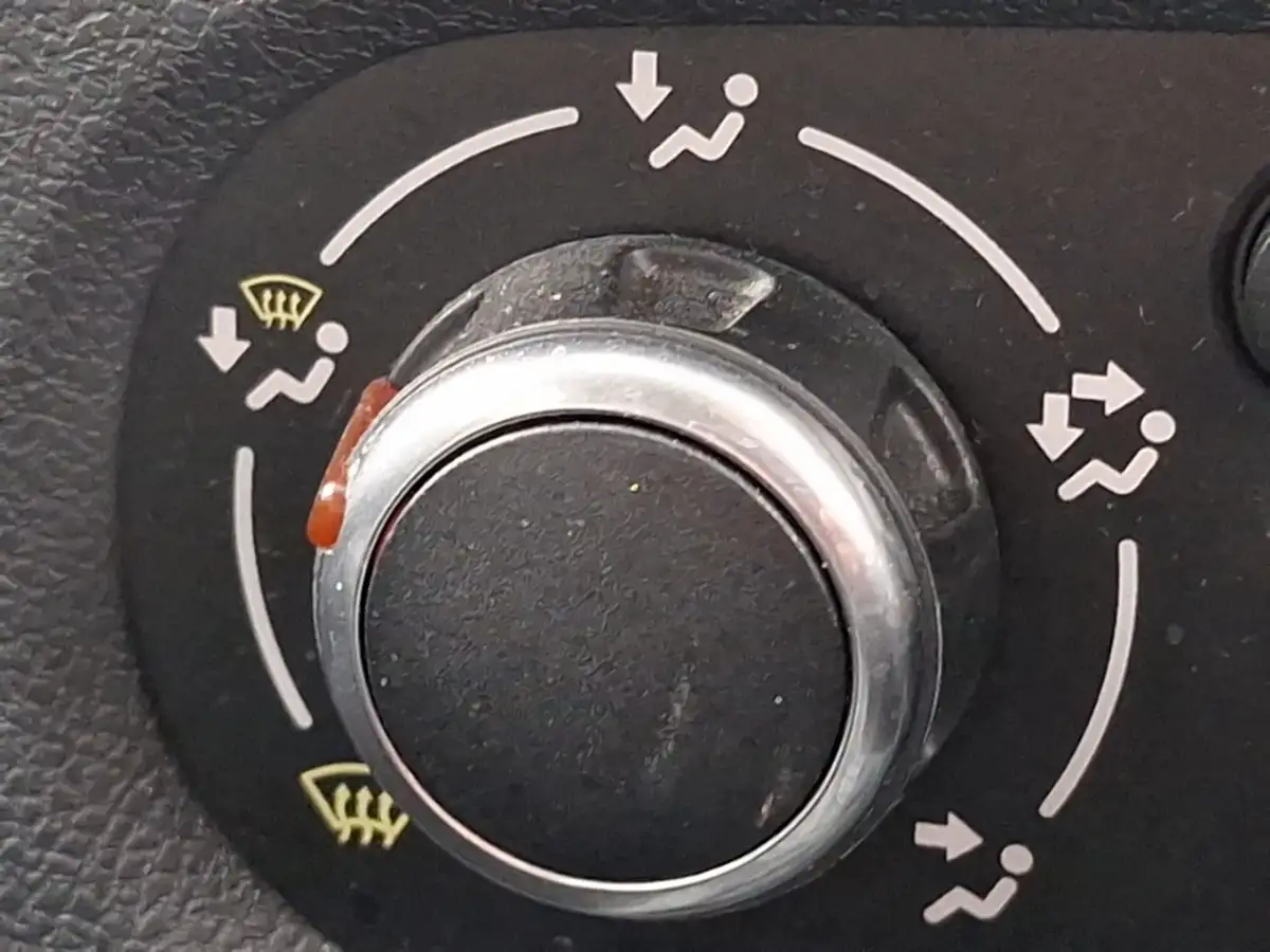 2017-dacia-duster-15dci-prestige-auto-big-11