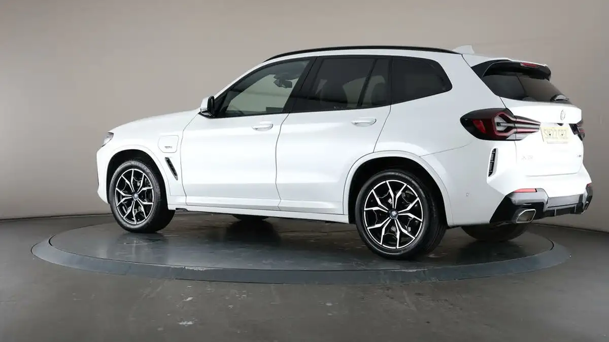 2022-bmw-x3-20-xdrive-30e-m-sport-big-66