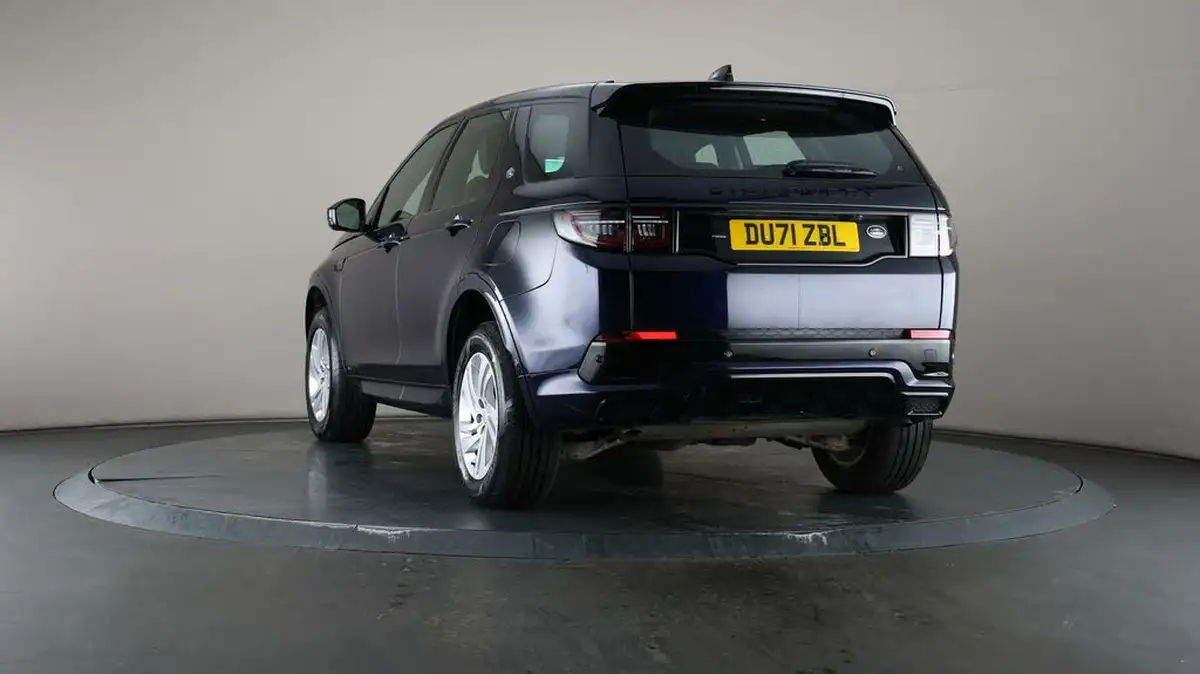 2021-land-rover-discovery-sport-15-p300e-r-dynamic-s-big-49
