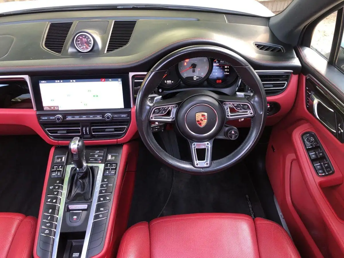 2019-porsche-macan-30-v6-s-big-13