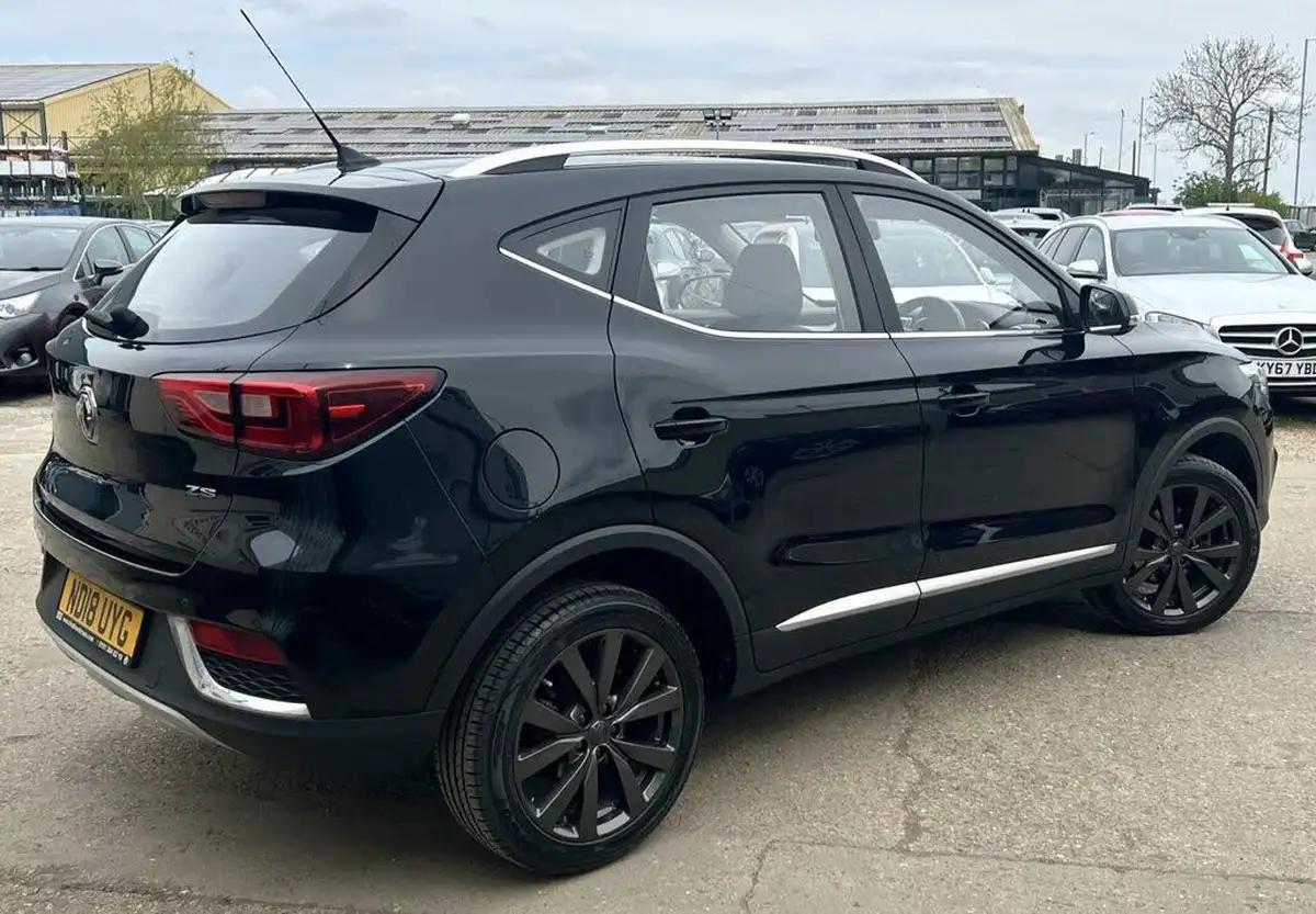 2018-mg-zs-suv-15-vti-tech-excite-big-2