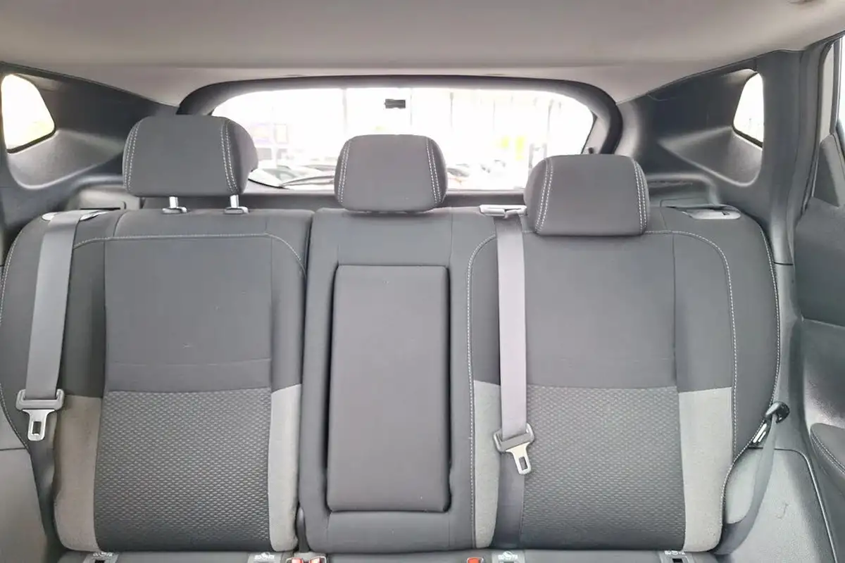 2018-nissan-qashqai-12-dig-t-n-connecta-big-9